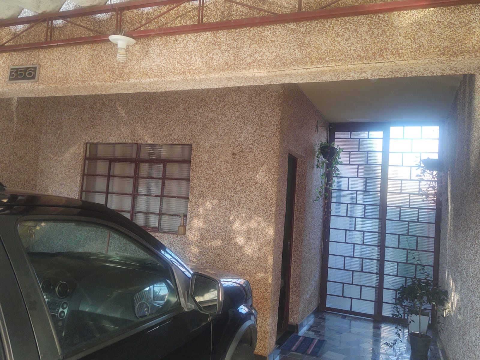 e214d75b-c13f-41ca-a5c2-9f638cad3362