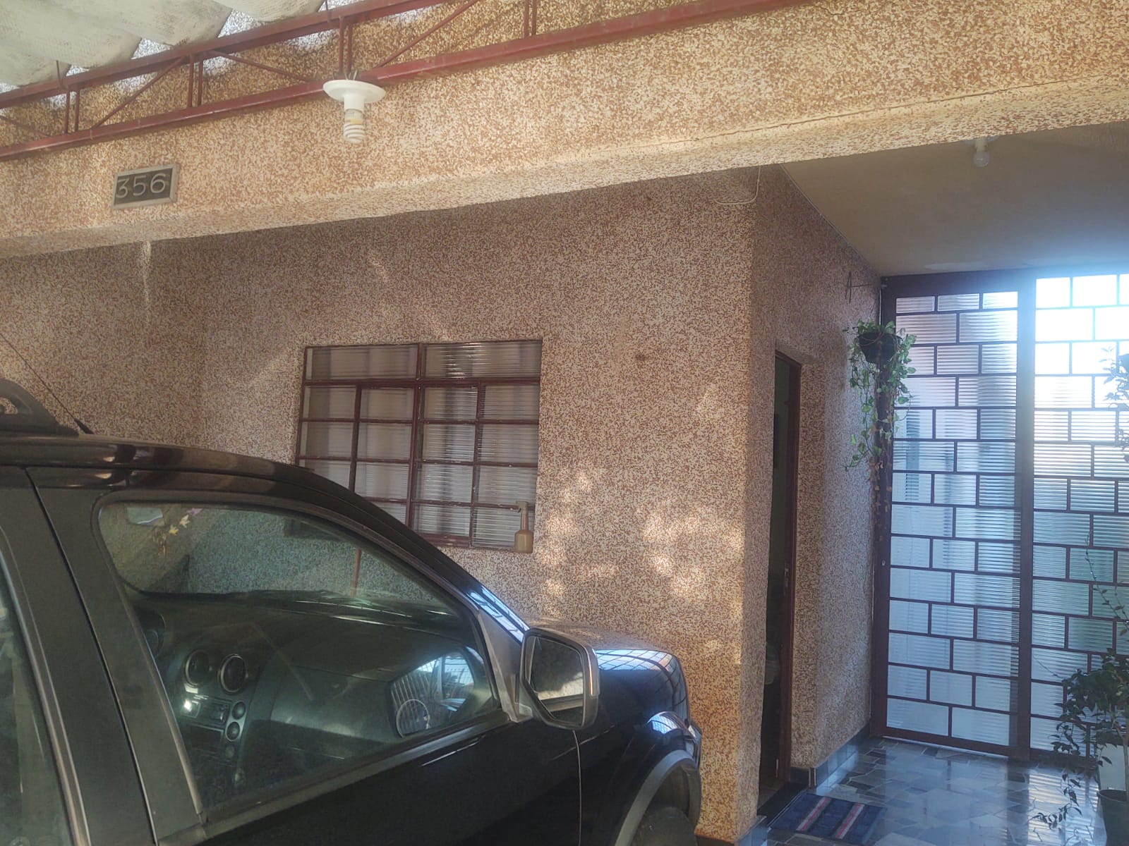 ed24caf4-9779-4cb1-a13d-edf929fac57a